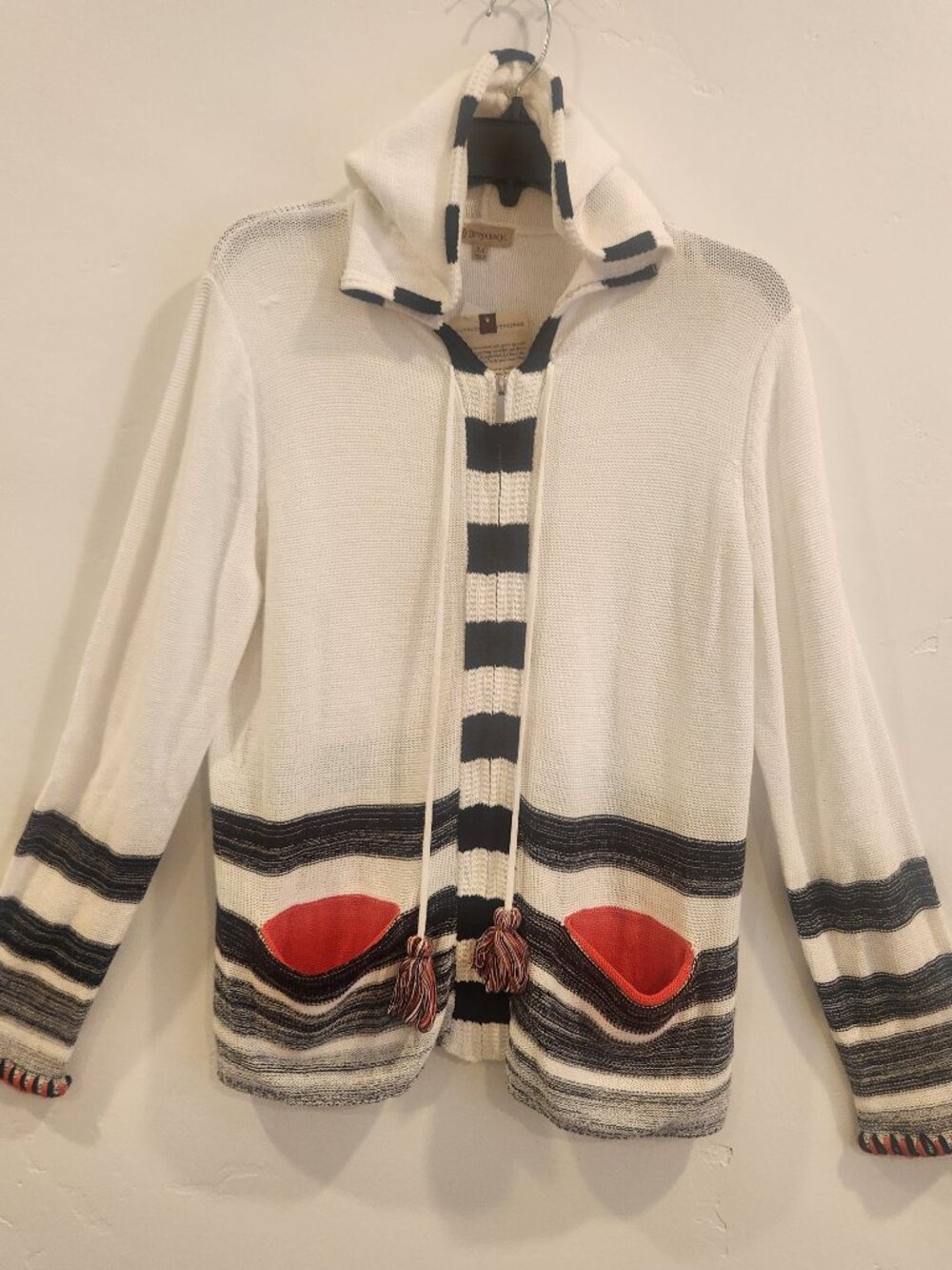 NWT Democracy knit hoodie XL
